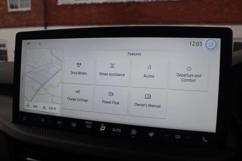 2025 FORD KUGA 2025 FORD KUGA