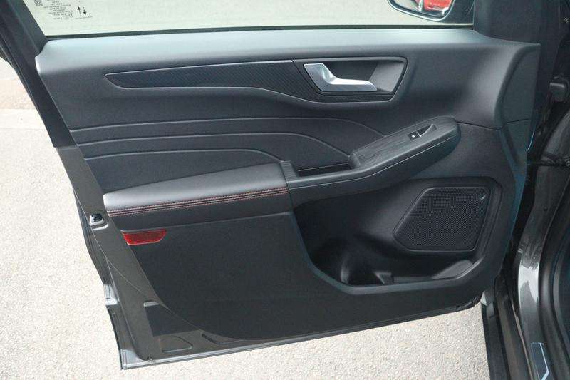 2023 FORD KUGA 2023 FORD KUGA