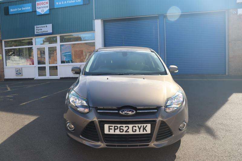 A 2012 FORD FOCUS 1.6T EcoBoost Titanium Hatchback 5dr Petrol Manual Euro 5 (s/s) (150 ps) A 2012 FORD FOCUS 1.6T EcoBoost Titanium Hatchback 5dr Petrol Manual Euro 5 (s/s) (150 ps)