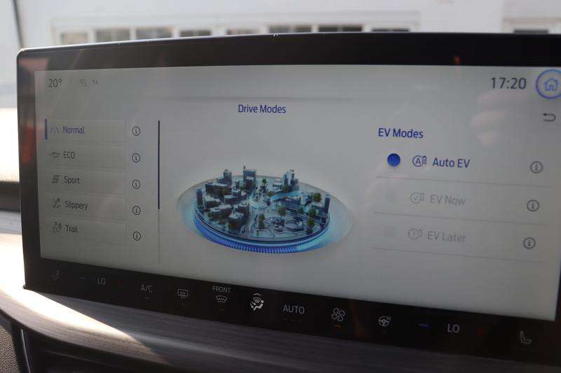 2025 FORD KUGA 2025 FORD KUGA
