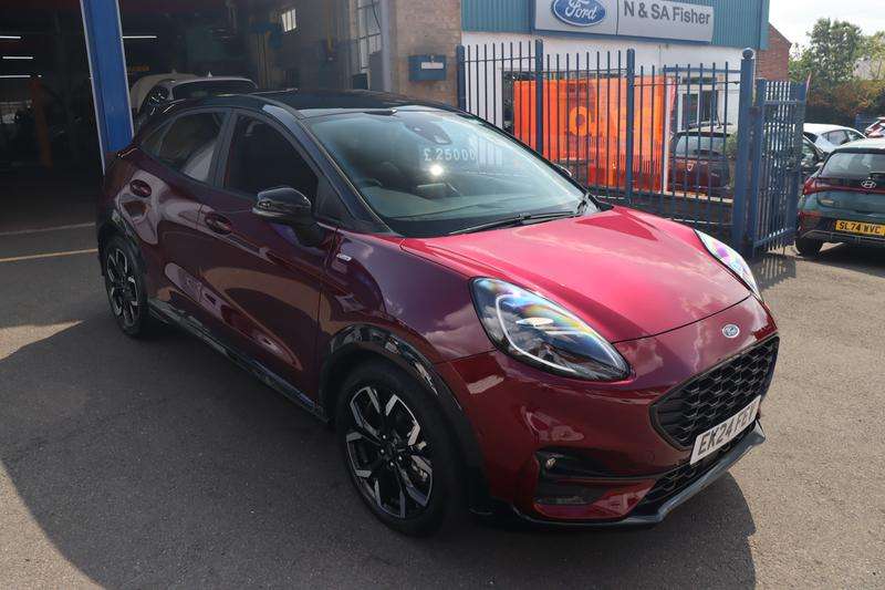 A 2024 FORD PUMA 1.0T EcoBoost MHEV Vivid Ruby Edition SUV 5dr Petrol Hybrid DCT Euro 6 (s/s) (155 ps) A 2024 FORD PUMA 1.0T EcoBoost MHEV Vivid Ruby Edition SUV 5dr Petrol Hybrid DCT Euro 6 (s/s) (155 ps)