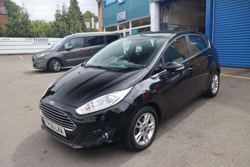 A 2016 FORD FIESTA 1.0T EcoBoost Zetec Hatchback 5dr Petrol Powershift Euro 6 (100 ps) A 2016 FORD FIESTA 1.0T EcoBoost Zetec Hatchback 5dr Petrol Powershift Euro 6 (100 ps)