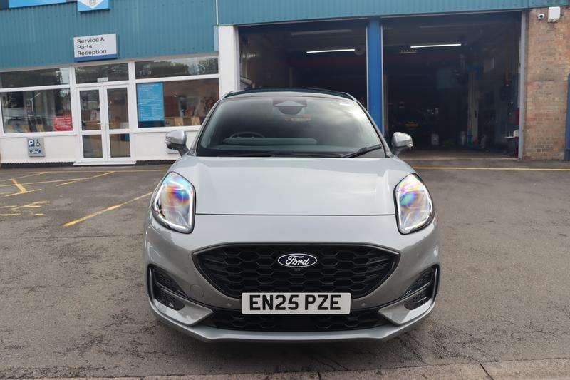 A 2025 FORD PUMA 1.0T EcoBoost MHEV ST-Line SUV 5dr Petrol Hybrid Manual Euro 6 (s/s) (125 ps) A 2025 FORD PUMA 1.0T EcoBoost MHEV ST-Line SUV 5dr Petrol Hybrid Manual Euro 6 (s/s) (125 ps)