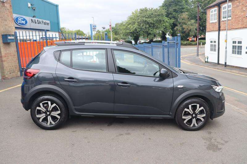 2022 DACIA SANDERO STEPWAY 2022 DACIA SANDERO STEPWAY