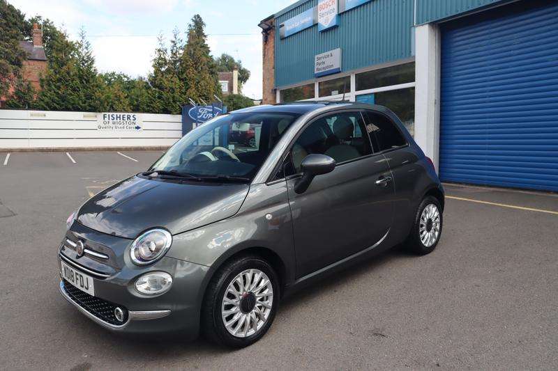 A 2018 FIAT 500 1.2 Lounge Hatchback 3dr Petrol Manual Euro 6 (s/s) (69 bhp) A 2018 FIAT 500 1.2 Lounge Hatchback 3dr Petrol Manual Euro 6 (s/s) (69 bhp)
