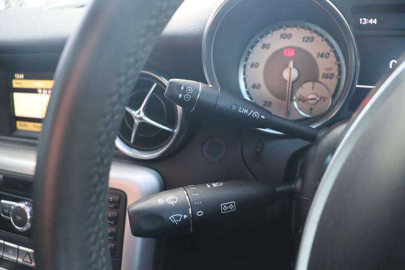 2011 MERCEDES-BENZ SLK 2011 MERCEDES-BENZ SLK