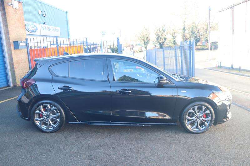 2025 FORD FOCUS 2025 FORD FOCUS