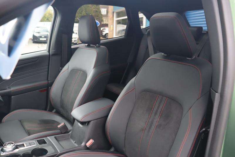 2025 FORD KUGA 2025 FORD KUGA