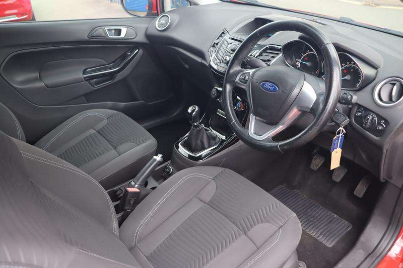 2013 FORD FIESTA 2013 FORD FIESTA