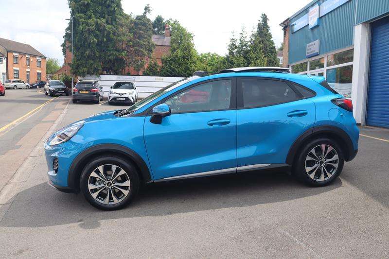 A 2025 FORD PUMA 1.0T EcoBoost MHEV Titanium SUV 5dr Petrol Hybrid DCT Euro 6 (s/s) (125 ps) A 2025 FORD PUMA 1.0T EcoBoost MHEV Titanium SUV 5dr Petrol Hybrid DCT Euro 6 (s/s) (125 ps)
