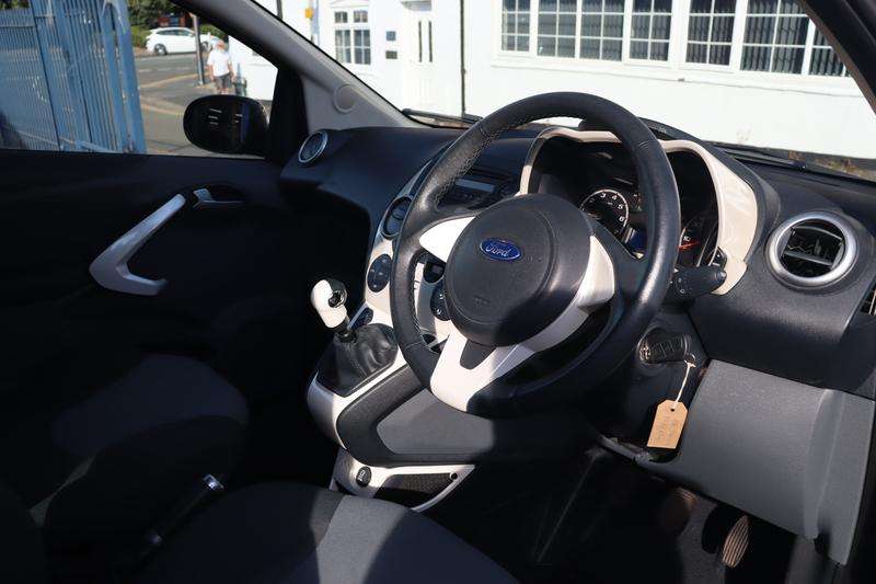2013 FORD KA 2013 FORD KA