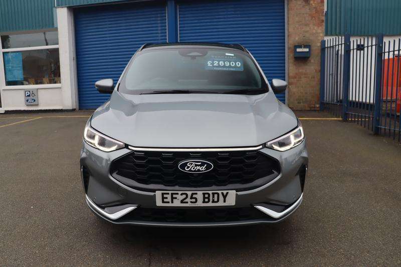 A 2025 FORD KUGA 2.5 Duratec 14.4kWh ST-Line X SUV 5dr Petrol Plug-in Hybrid CVT Euro 6 (s/s) (243 ps) A 2025 FORD KUGA 2.5 Duratec 14.4kWh ST-Line X SUV 5dr Petrol Plug-in Hybrid CVT Euro 6 (s/s) (243 ps)