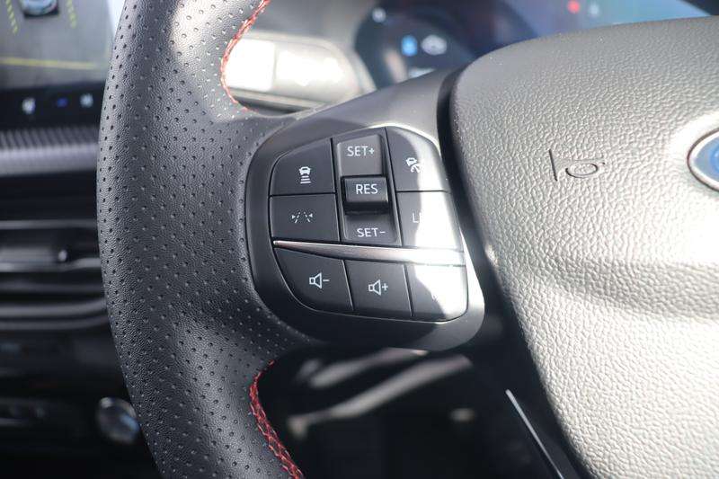 2025 FORD KUGA 2025 FORD KUGA