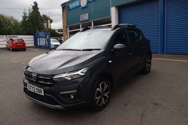 A 2022 DACIA SANDERO STEPWAY 1.0 TCe Prestige Hatchback 5dr Petrol CVT Euro 6 (s/s) (90 ps) A 2022 DACIA SANDERO STEPWAY 1.0 TCe Prestige Hatchback 5dr Petrol CVT Euro 6 (s/s) (90 ps)