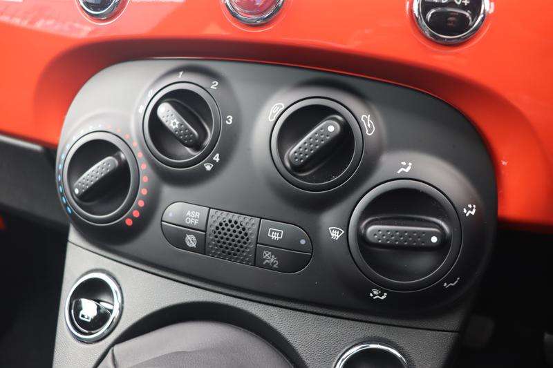 2023 FIAT 500 2023 FIAT 500