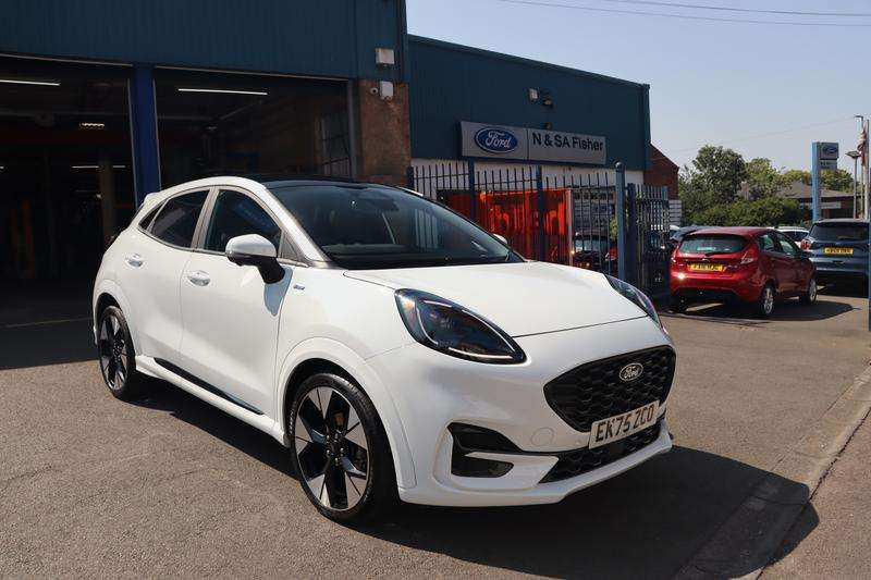 A 2025 FORD PUMA 1.0T EcoBoost MHEV ST-Line X SUV 5dr Petrol Hybrid DCT Euro 6 (s/s) (125 ps) A 2025 FORD PUMA 1.0T EcoBoost MHEV ST-Line X SUV 5dr Petrol Hybrid DCT Euro 6 (s/s) (125 ps)