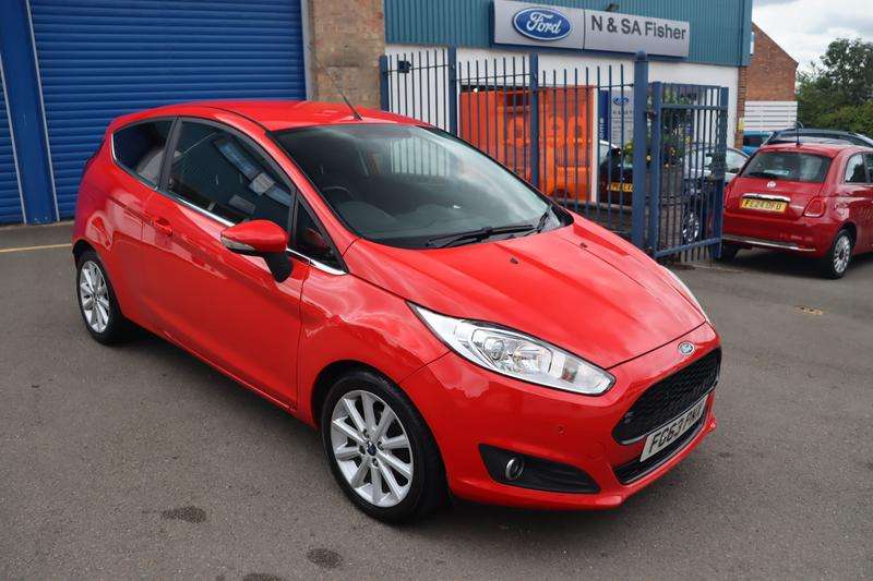 A 2013 FORD FIESTA 1.0 Zetec Hatchback 3dr Petrol Manual Euro 5 (s/s) (80 ps) A 2013 FORD FIESTA 1.0 Zetec Hatchback 3dr Petrol Manual Euro 5 (s/s) (80 ps)
