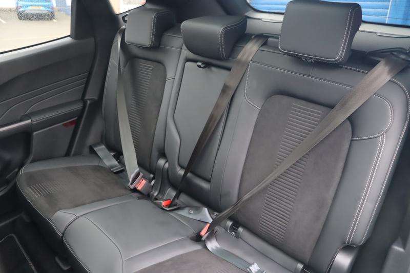 2025 FORD KUGA 2025 FORD KUGA