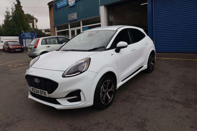 A 2024 FORD PUMA 1.0T EcoBoost MHEV ST-Line SUV 5dr Petrol Hybrid DCT Euro 6 (s/s) (125 ps) A 2024 FORD PUMA 1.0T EcoBoost MHEV ST-Line SUV 5dr Petrol Hybrid DCT Euro 6 (s/s) (125 ps)