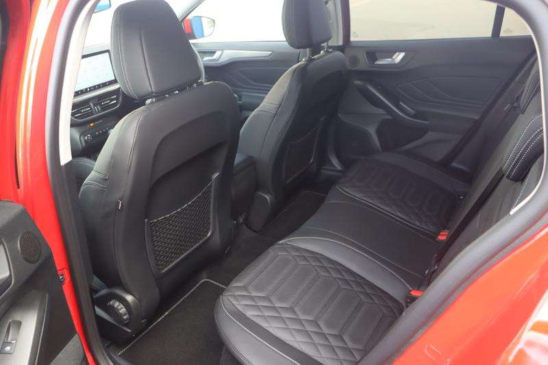 2025 FORD FOCUS 2025 FORD FOCUS