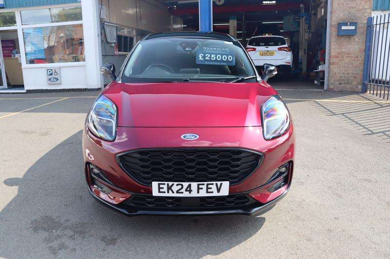 A 2024 FORD PUMA 1.0T EcoBoost MHEV Vivid Ruby Edition SUV 5dr Petrol Hybrid DCT Euro 6 (s/s) (155 ps) A 2024 FORD PUMA 1.0T EcoBoost MHEV Vivid Ruby Edition SUV 5dr Petrol Hybrid DCT Euro 6 (s/s) (155 ps)