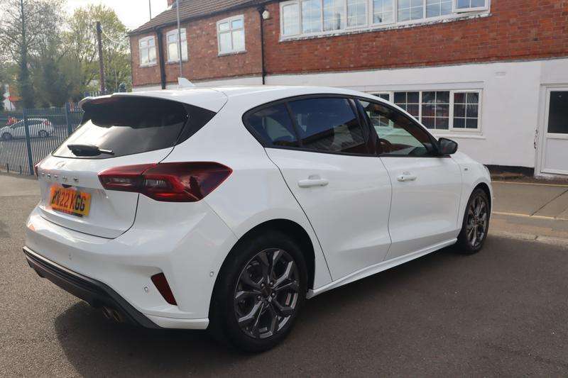 2022 FORD FOCUS 2022 FORD FOCUS