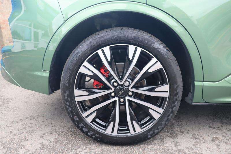 2025 FORD KUGA 2025 FORD KUGA