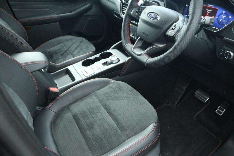 2023 FORD KUGA 2023 FORD KUGA