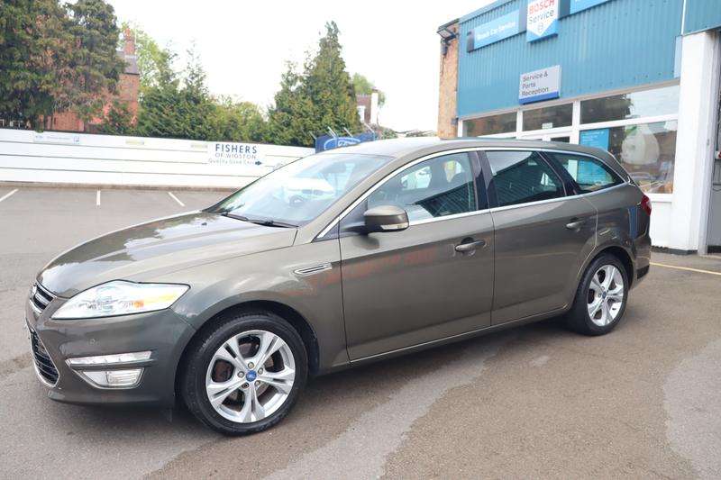 A 2013 FORD MONDEO 2.0 TDCi Titanium X Estate 5dr Diesel Manual Euro 5 (163 ps) A 2013 FORD MONDEO 2.0 TDCi Titanium X Estate 5dr Diesel Manual Euro 5 (163 ps)