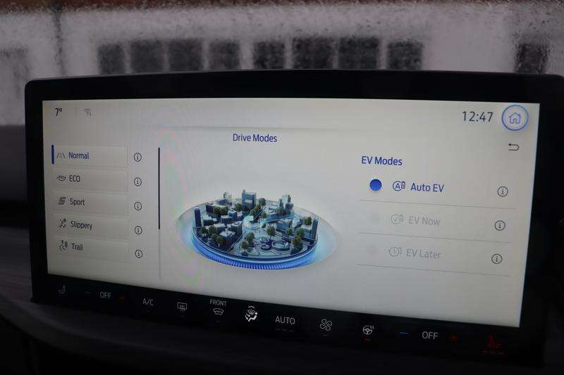 2025 FORD KUGA 2025 FORD KUGA