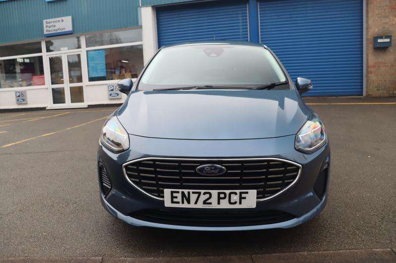 A 2023 FORD FIESTA 1.0T EcoBoost MHEV Titanium Hatchback 5dr Petrol Hybrid DCT Euro 6 (s/s) (125 ps) A 2023 FORD FIESTA 1.0T EcoBoost MHEV Titanium Hatchback 5dr Petrol Hybrid DCT Euro 6 (s/s) (125 ps)