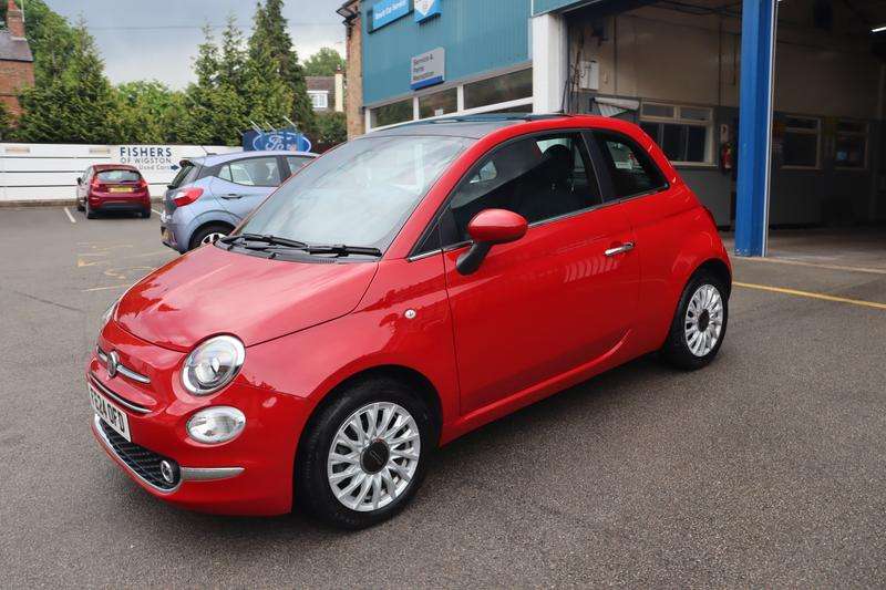 A 2024 FIAT 500 1.0 MHEV Hatchback 3dr Petrol Manual Euro 6 (s/s) (70 bhp) A 2024 FIAT 500 1.0 MHEV Hatchback 3dr Petrol Manual Euro 6 (s/s) (70 bhp)