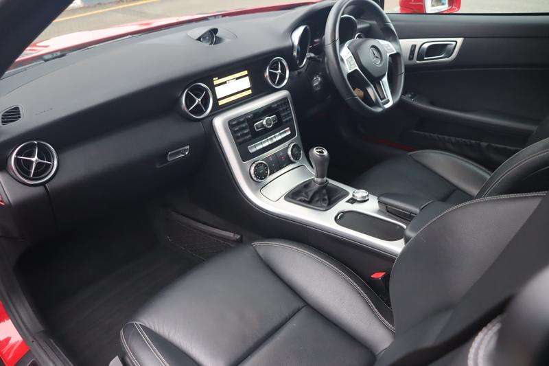 2011 MERCEDES-BENZ SLK 2011 MERCEDES-BENZ SLK