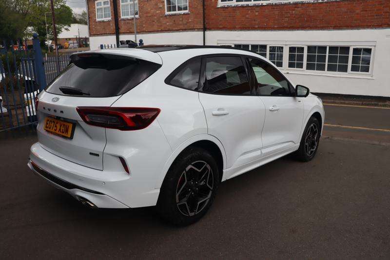 2025 FORD KUGA 2025 FORD KUGA