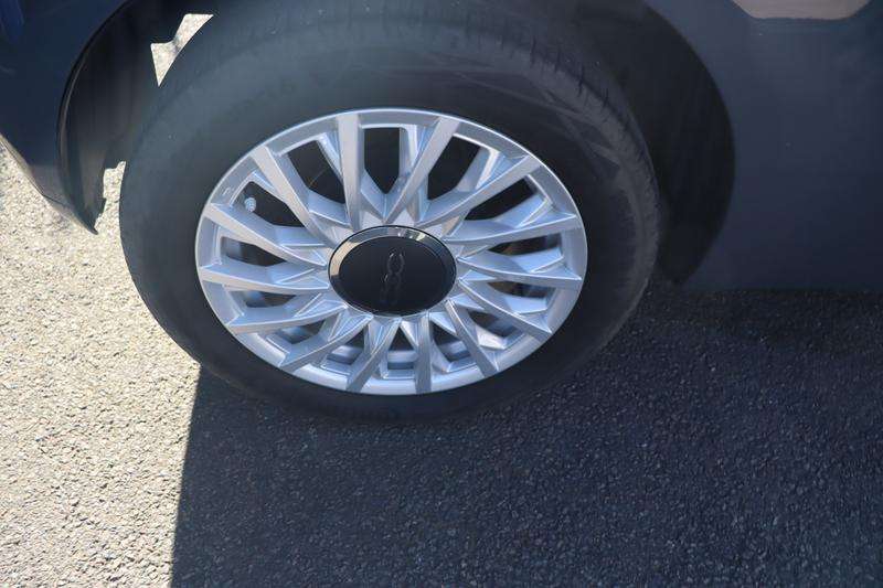 2020 FIAT 500 2020 FIAT 500