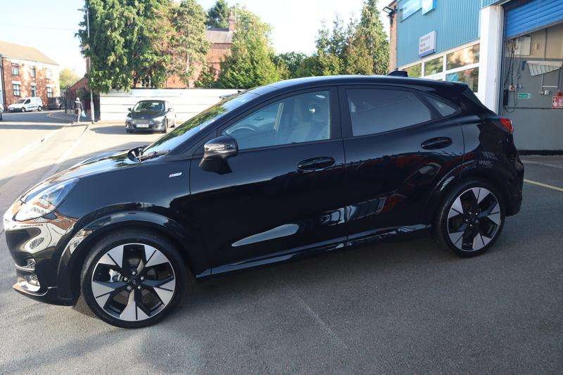 A 2025 FORD PUMA 1.0T EcoBoost MHEV ST-Line SUV 5dr Petrol Hybrid Manual Euro 6 (s/s) (125 ps) A 2025 FORD PUMA 1.0T EcoBoost MHEV ST-Line SUV 5dr Petrol Hybrid Manual Euro 6 (s/s) (125 ps)
