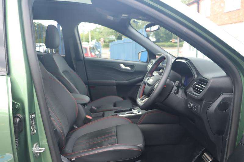 2025 FORD KUGA 2025 FORD KUGA
