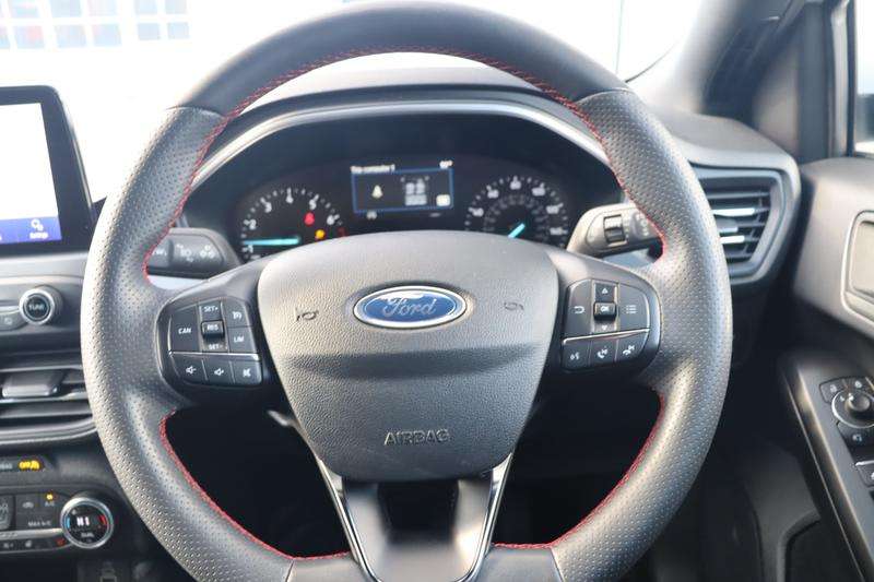 2022 FORD FOCUS 2022 FORD FOCUS