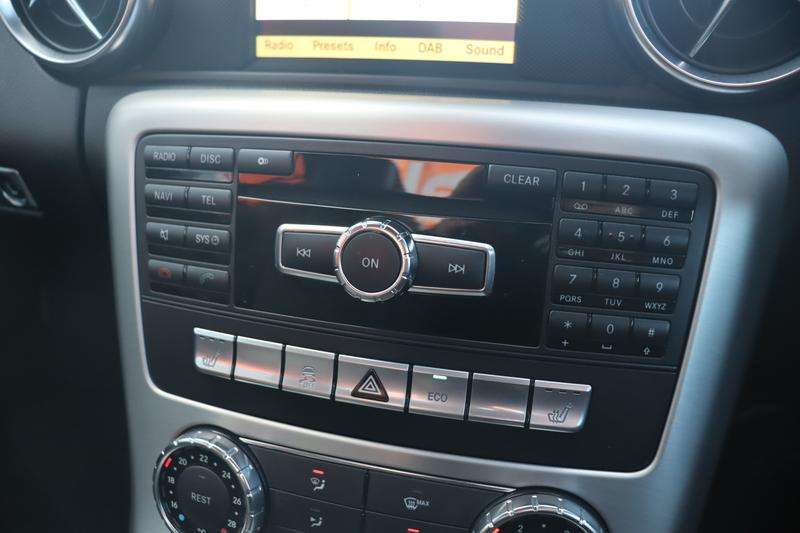 2011 MERCEDES-BENZ SLK 2011 MERCEDES-BENZ SLK