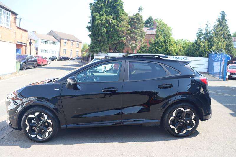 A 2025 FORD PUMA 1.0T EcoBoost MHEV ST-Line X SUV 5dr Petrol Hybrid Manual Euro 6 (s/s) (125 ps) A 2025 FORD PUMA 1.0T EcoBoost MHEV ST-Line X SUV 5dr Petrol Hybrid Manual Euro 6 (s/s) (125 ps)
