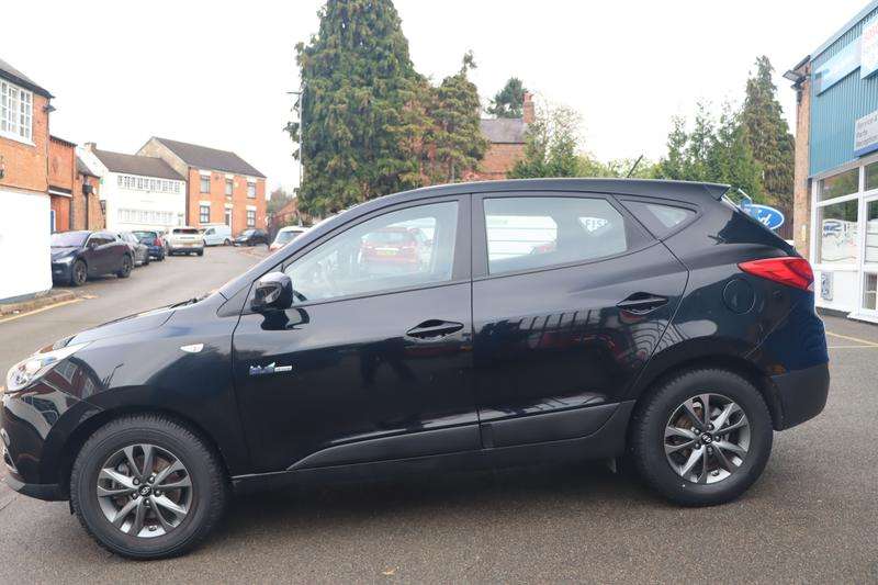 A 2015 HYUNDAI IX35 1.6 GDi S SUV 5dr Petrol Manual Euro 5 (135 ps) A 2015 HYUNDAI IX35 1.6 GDi S SUV 5dr Petrol Manual Euro 5 (135 ps)