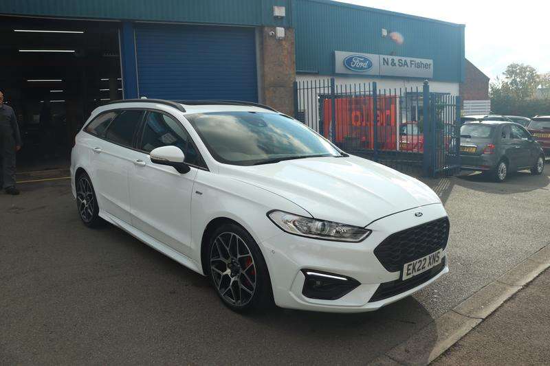 A 2022 FORD MONDEO 2.0 TiVCT ST-Line Edition Estate 5dr Petrol Hybrid CVT Euro 6 (s/s) (187 ps) A 2022 FORD MONDEO 2.0 TiVCT ST-Line Edition Estate 5dr Petrol Hybrid CVT Euro 6 (s/s) (187 ps)