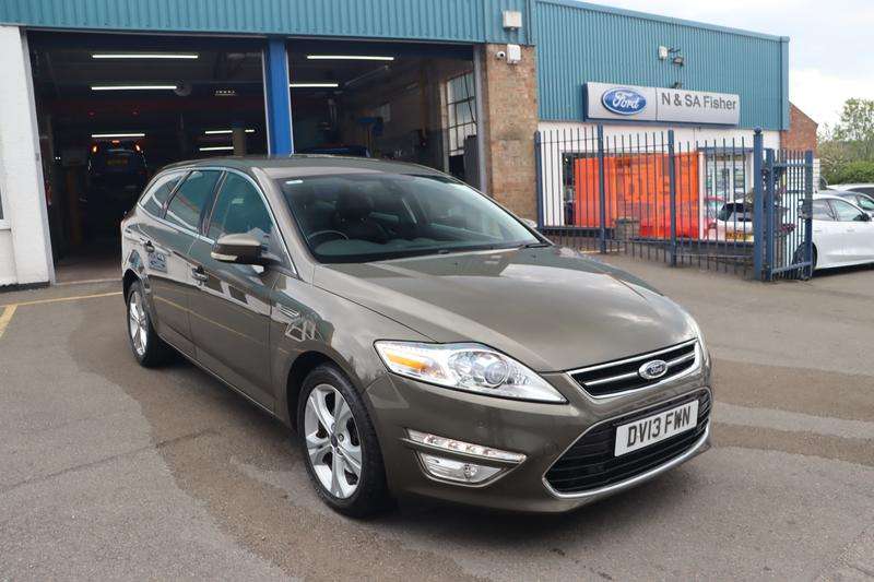 A 2013 FORD MONDEO 2.0 TDCi Titanium X Estate 5dr Diesel Manual Euro 5 (163 ps) A 2013 FORD MONDEO 2.0 TDCi Titanium X Estate 5dr Diesel Manual Euro 5 (163 ps)