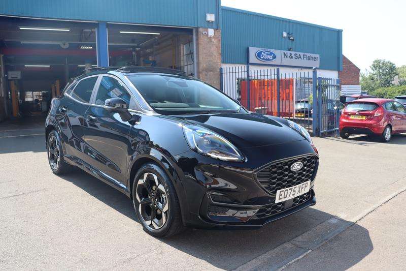 A 2025 FORD PUMA 1.0T EcoBoost MHEV ST-Line X SUV 5dr Petrol Hybrid Manual Euro 6 (s/s) (125 ps) A 2025 FORD PUMA 1.0T EcoBoost MHEV ST-Line X SUV 5dr Petrol Hybrid Manual Euro 6 (s/s) (125 ps)