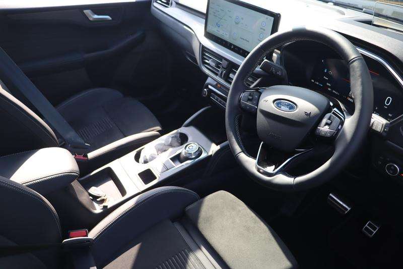 2025 FORD KUGA 2025 FORD KUGA