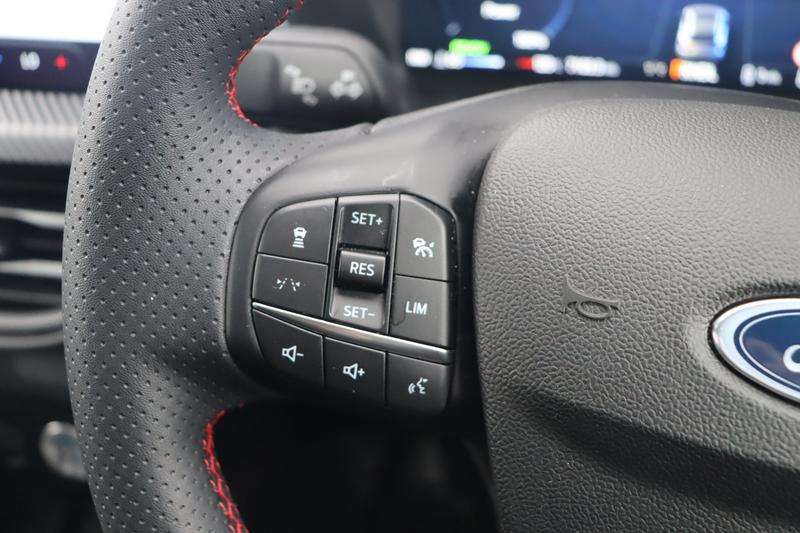 2025 FORD KUGA 2025 FORD KUGA