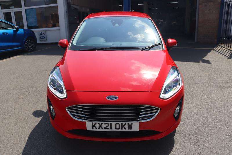 A 2021 FORD FIESTA 1.0T EcoBoost Titanium X Hatchback 5dr Petrol DCT Euro 6 (s/s) (125 ps) A 2021 FORD FIESTA 1.0T EcoBoost Titanium X Hatchback 5dr Petrol DCT Euro 6 (s/s) (125 ps)