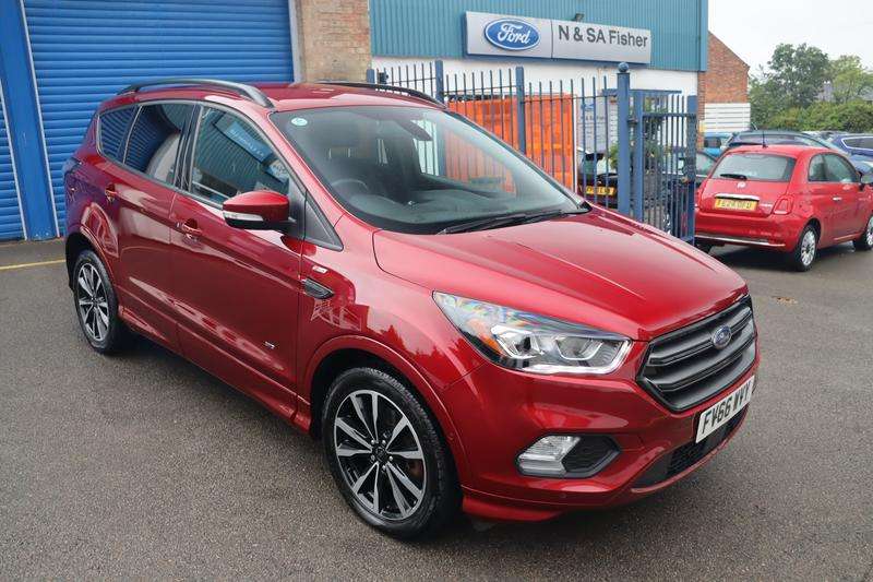 A 2017 FORD KUGA 2.0 TDCi ST-Line SUV 5dr Diesel Powershift AWD Euro 6 (s/s) (180 ps) A 2017 FORD KUGA 2.0 TDCi ST-Line SUV 5dr Diesel Powershift AWD Euro 6 (s/s) (180 ps)