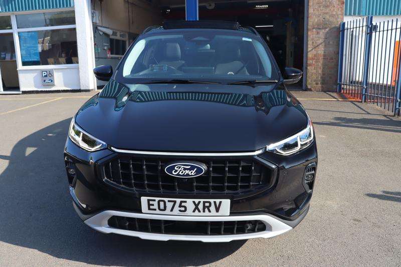 A 2025 FORD KUGA 2.5 Duratec 14.4kWh Active SUV 5dr Petrol Plug-in Hybrid CVT Euro 6 (s/s) (243 ps) A 2025 FORD KUGA 2.5 Duratec 14.4kWh Active SUV 5dr Petrol Plug-in Hybrid CVT Euro 6 (s/s) (243 ps)