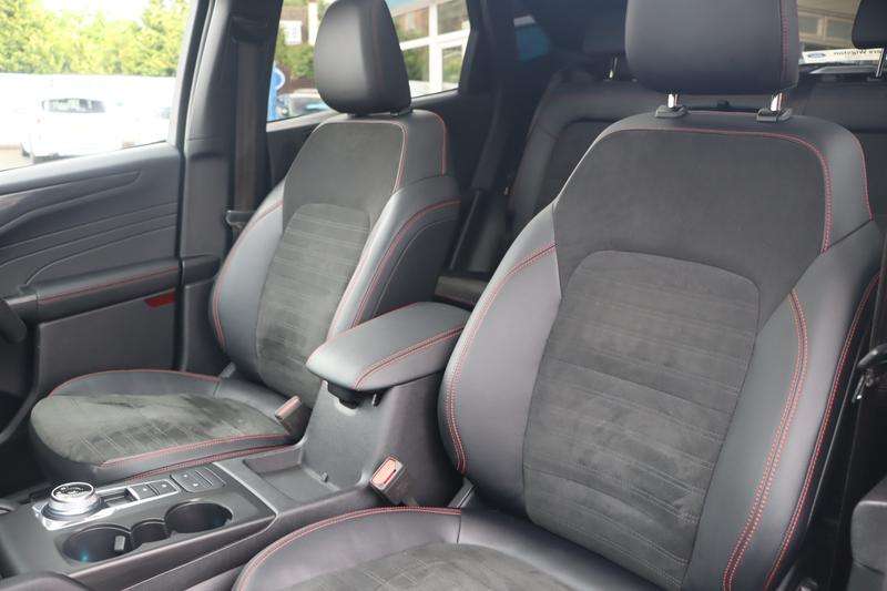 2023 FORD KUGA 2023 FORD KUGA